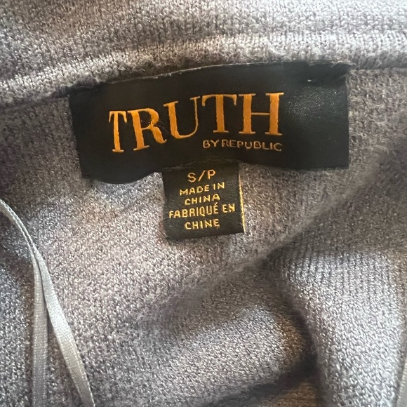Truth Longline sweater coat small - Picture 3 of 4